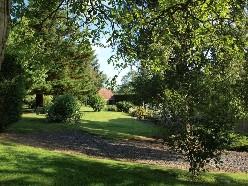 Mis Harand Bed & Breakfast Litteau Bagian luar foto