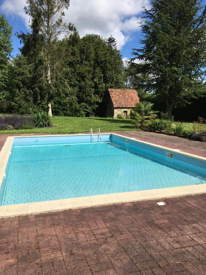 Mis Harand Bed & Breakfast Litteau Bagian luar foto